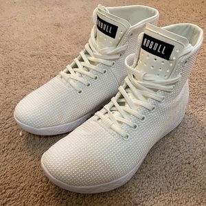 NWOT NoBull High Top Trainer size 8.5 white